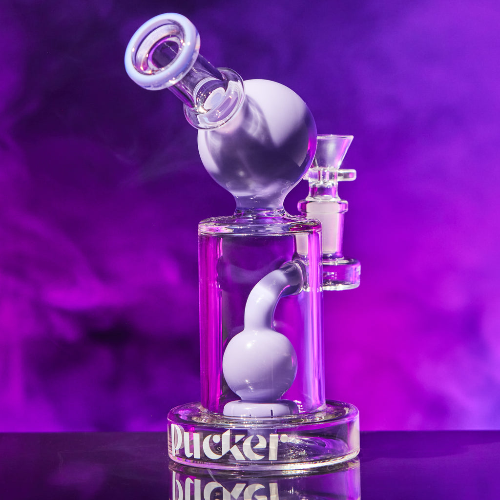 Pucker Dippy Water Smoking Pipe Bong Pucker Vapes