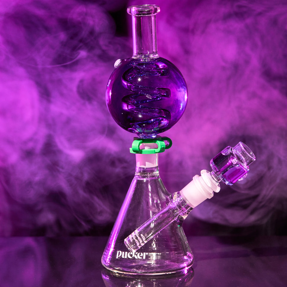 PUCKER Goblet Freeze Smoking Water Pipe Bong Glycerin-filled