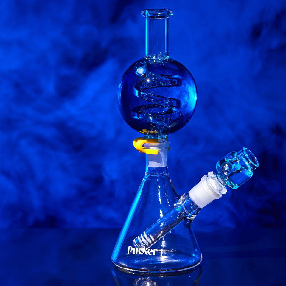 PUCKER Goblet Freeze Smoking Water Pipe Bong Glycerin-filled